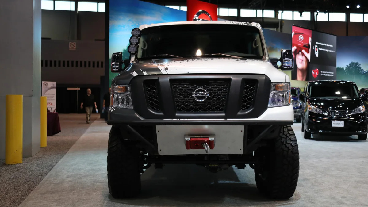 Nissan NV Cargo X Off-Road front