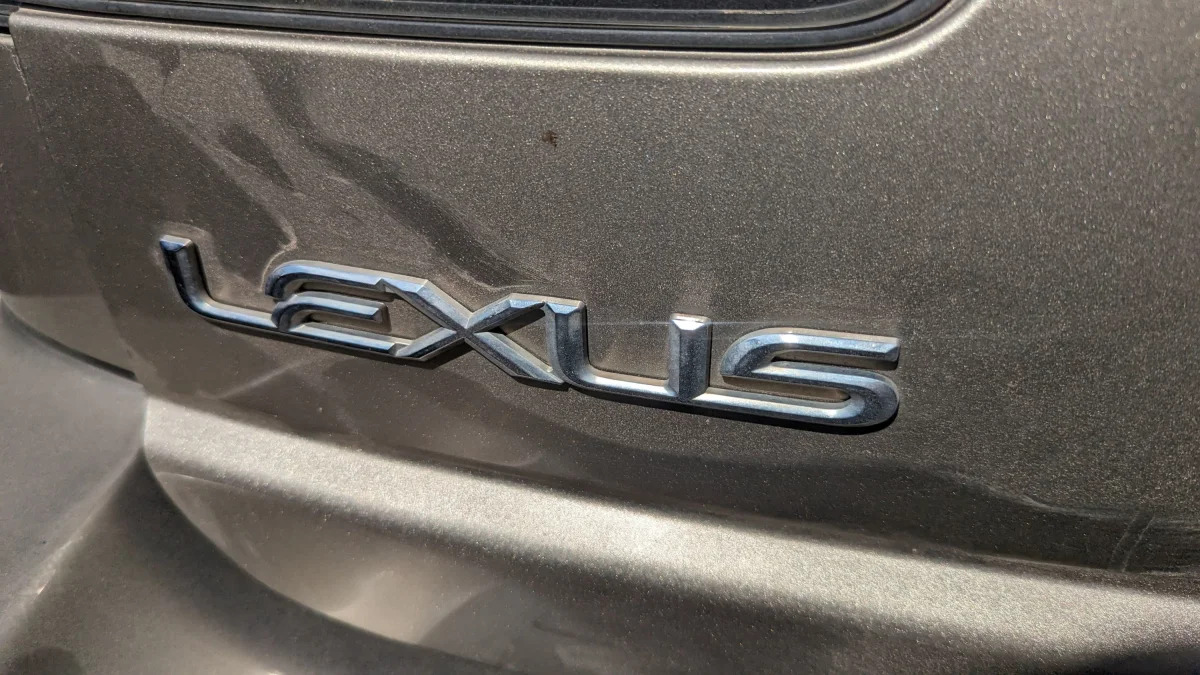 09 - 2001 Lexus RX300 in Colorado junkyard - photo by Murilee Martin