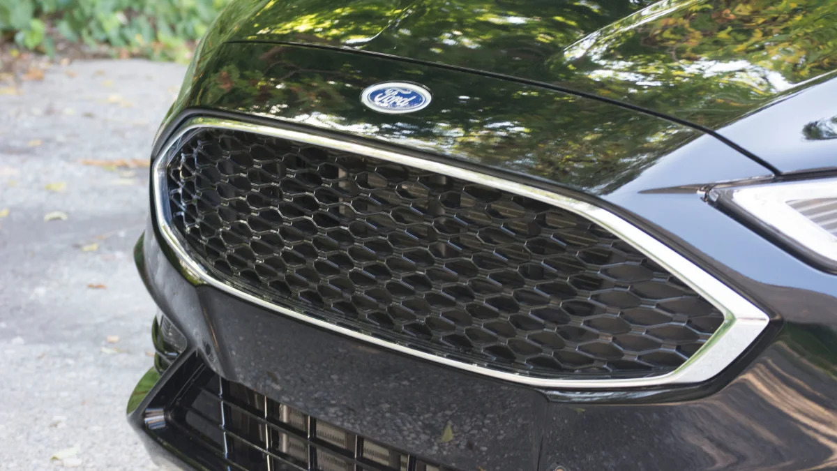 2017 ford fusion sport grille front