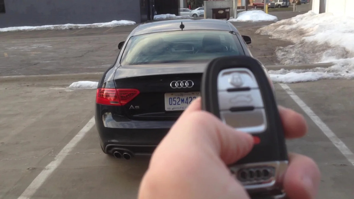 2015 Audi A5 Trunk Release | Autoblog Short Cuts