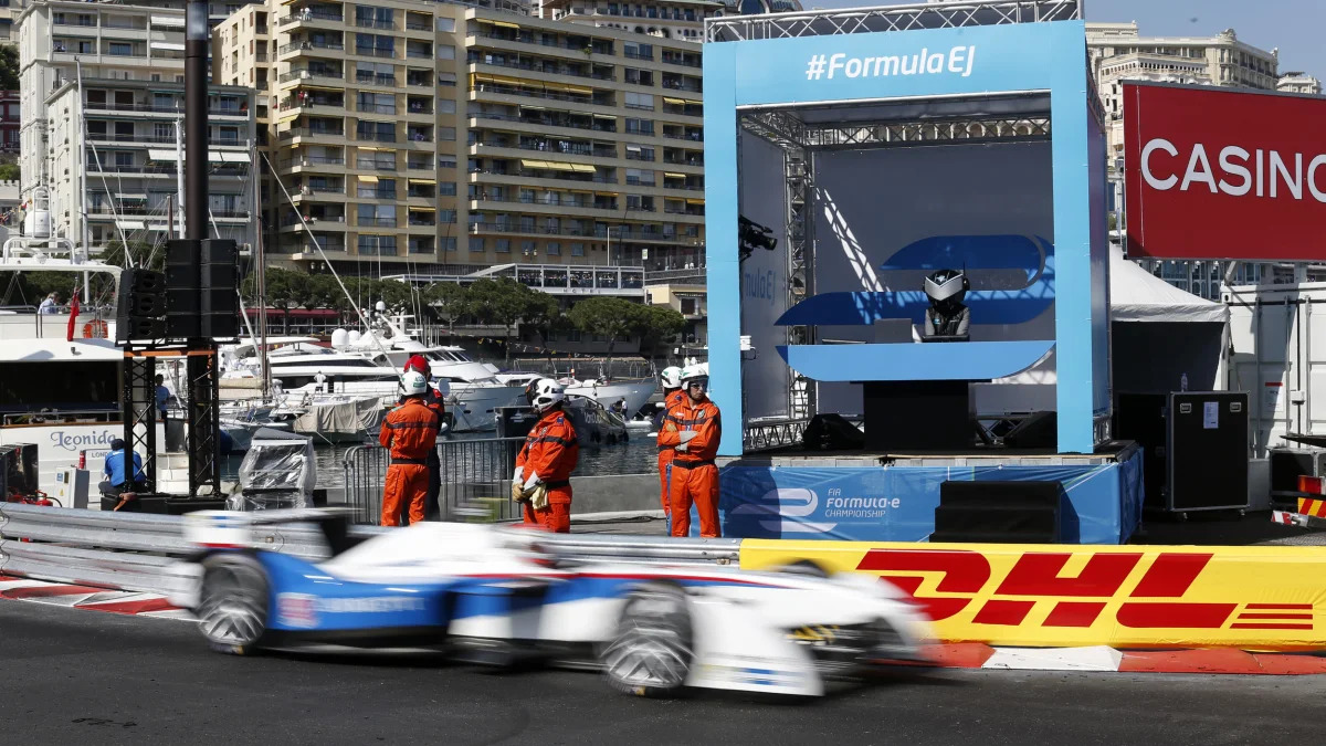 Formula Ej booth Monte Carlo