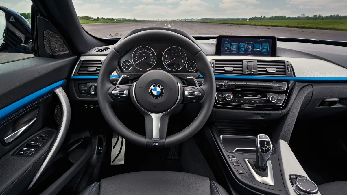 2017 BMW 3 Series Gran Turismo M Sport dashboard