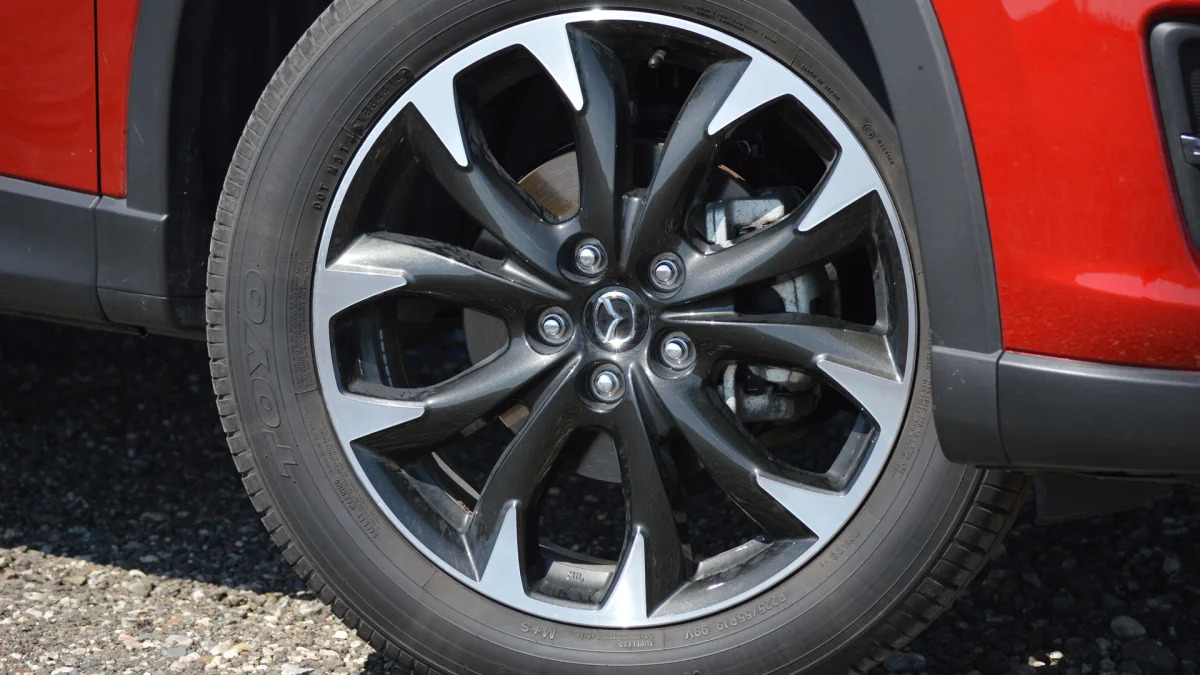 2016 Mazda CX-5 soul red wheel 