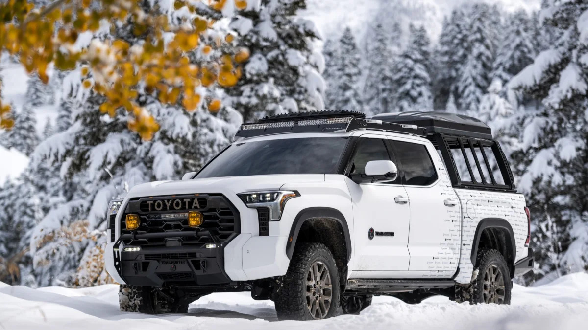 toyota-trailhunter-concept-05