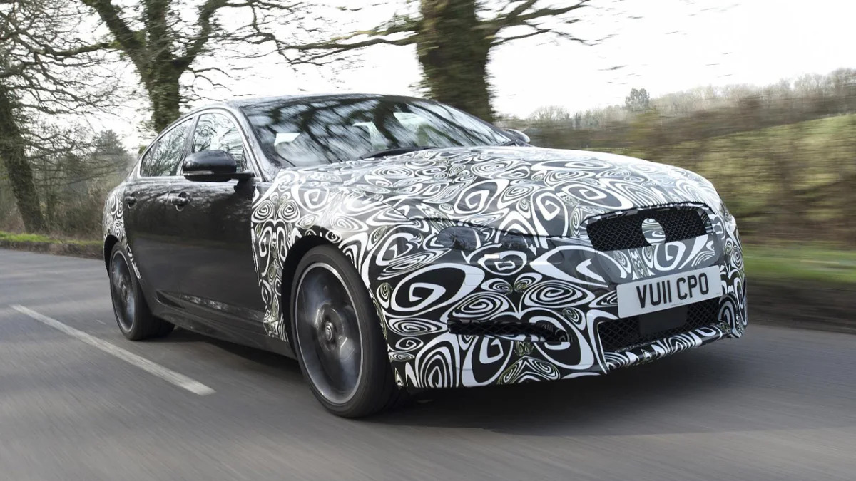 Spy Shots: 2012 Jaguar XF