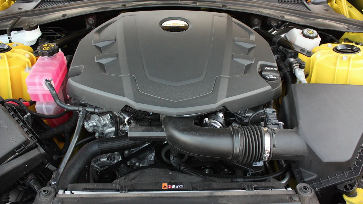 2016 Chevrolet Camaro engine